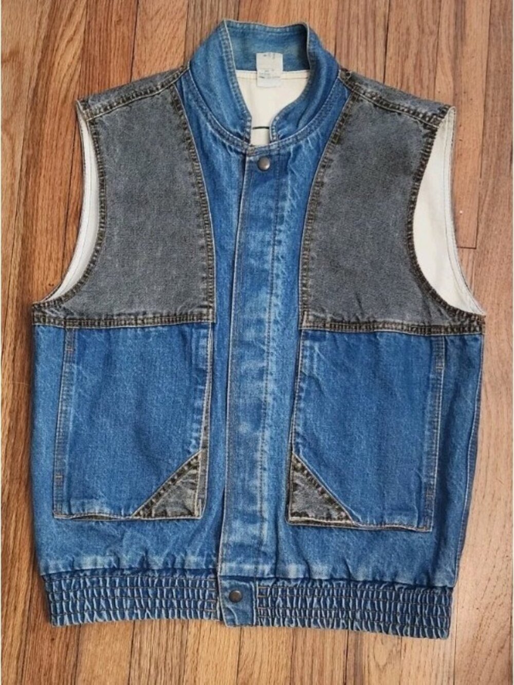 Vintage 80s Le’Arsi Two-toned Denim Vest Mens Medium Blue/Grey B-25 Snaps Pocket